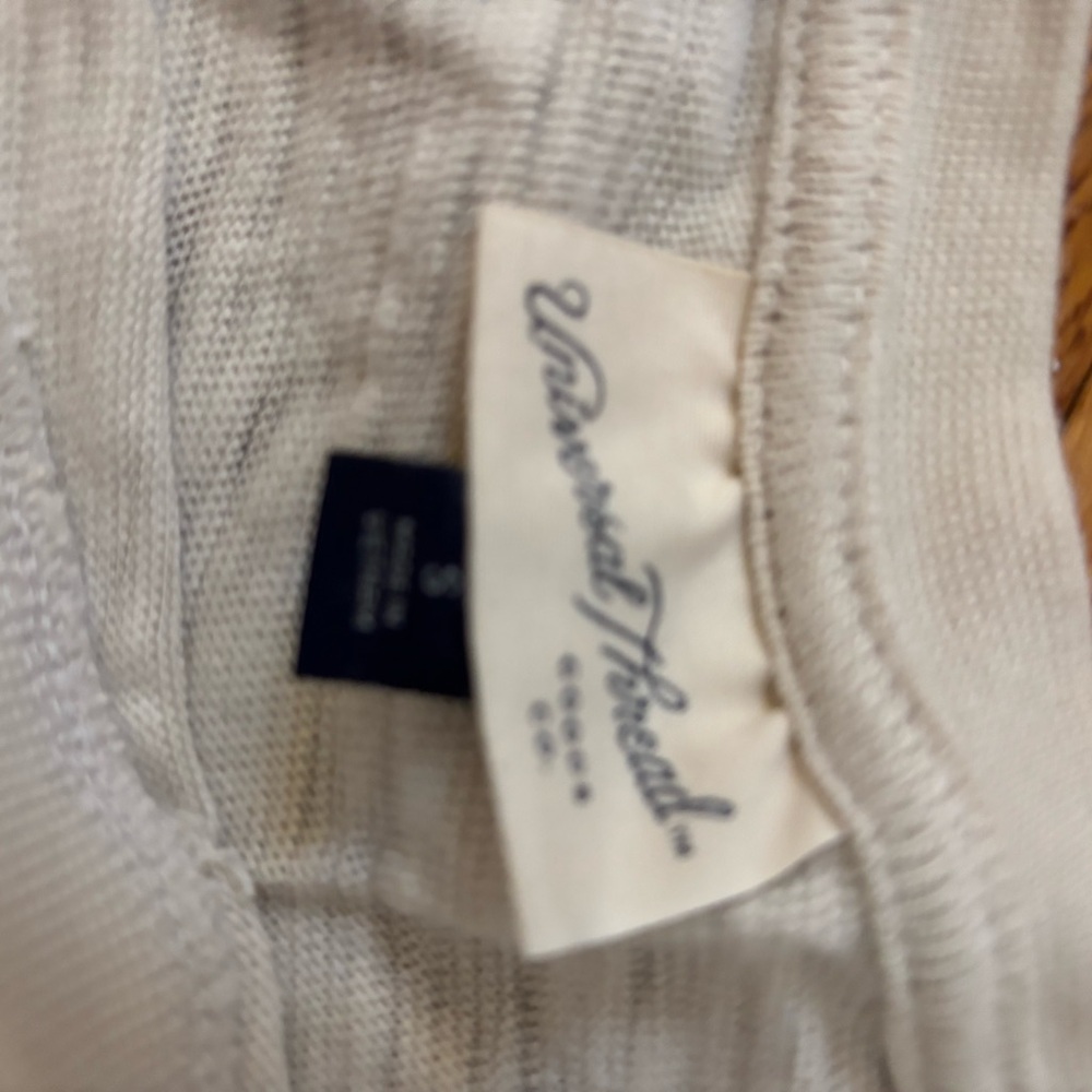 Universal Thread Light Cream Slub Knit Short Sleeve Tee - Picture 3 of 6
